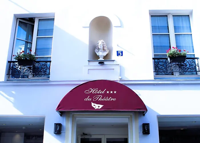 Hôtel du Théâtre by Patrick Hayat Parigi